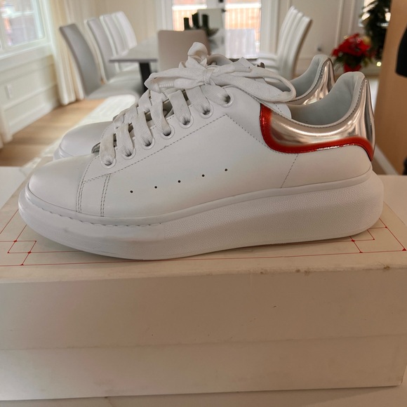 Alexander McQueen Oversized low White and Metallic Sneakers SIZE 42